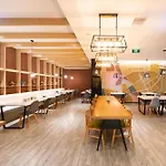 Atour Hotel Shanghai Lujiazui Babaihan